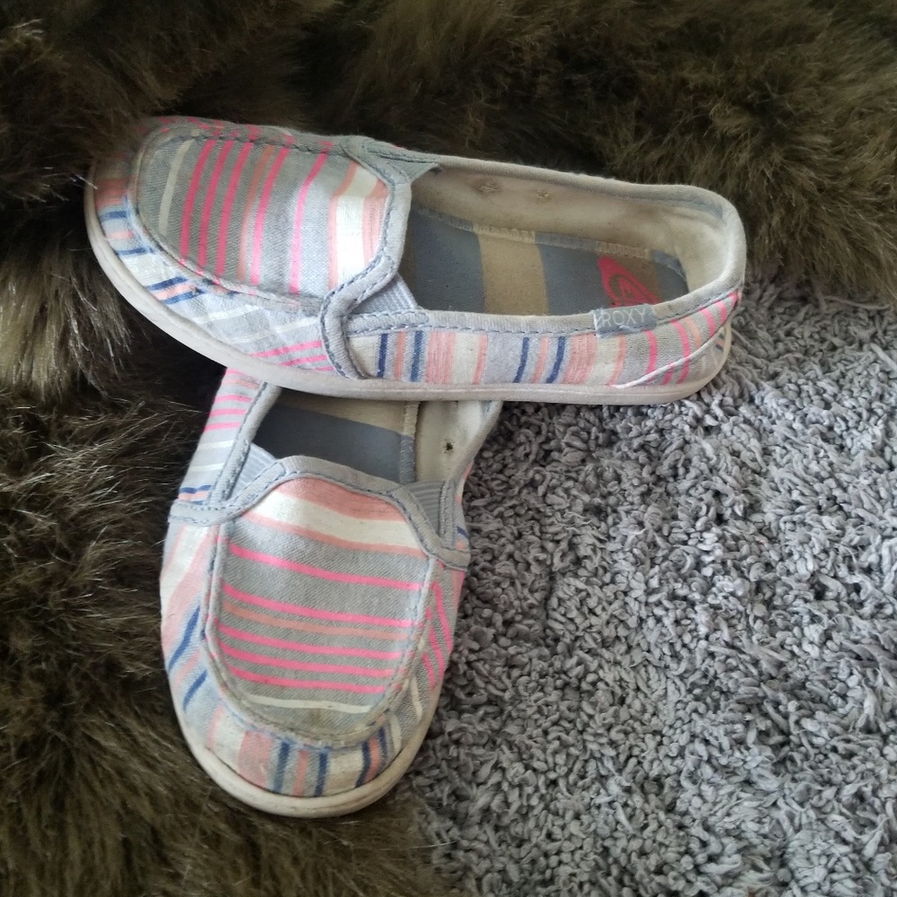 Girls slip on shoes
